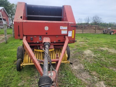 John Deere 2018 round baler for farm equipment.