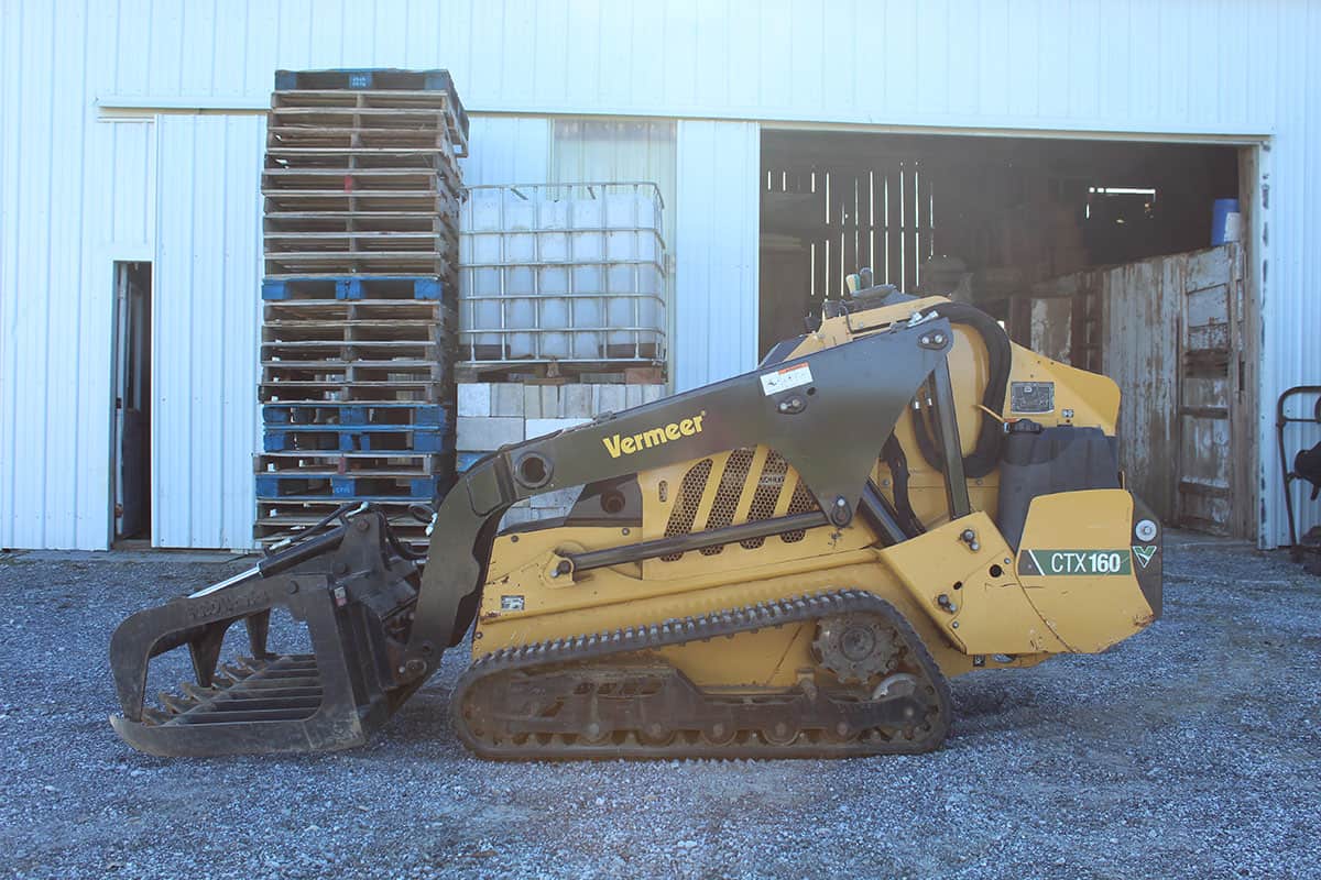 2021 Vermeer CTX160 compact track loader with attachment and rubber tracks.