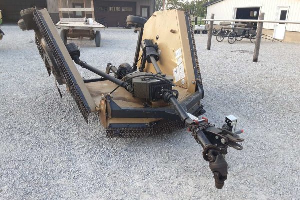 John Deere 7000 corn header with row units and drive mechanism for combine harvesting.