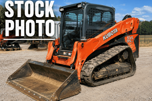 2016 Kubota SVL95-2 compact track loader with bucket attachment on gravel surface.
