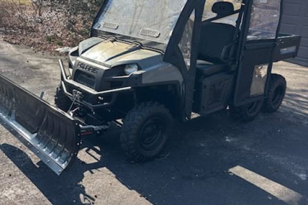 2016 Polaris Ranger 800 6x6 with enclosed cab and front-mounted Kolpin snow plow for sale in Bear, Delaware